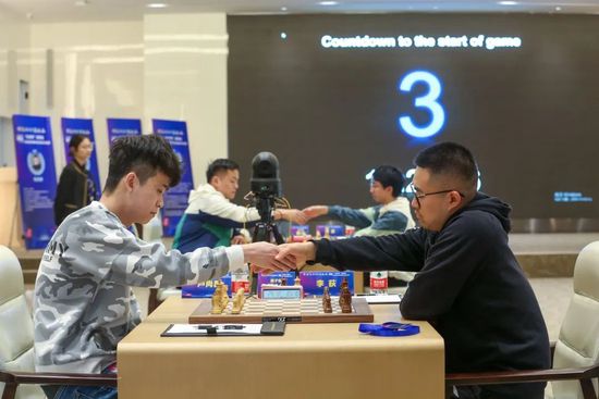 《中国电影报道》独家策划推出《全国电影工作会议访谈录》系列节目，主持人蓝羽对话全国重点电影省市区电影主管部门负责人 多部引进片亮相推介会 经典＋新作首登内地院线！